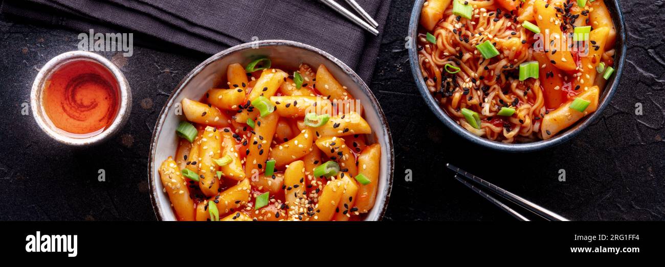 Immagini Stock - Il Kimchi Coreano Mescola Gli Spaghetti Di Riso