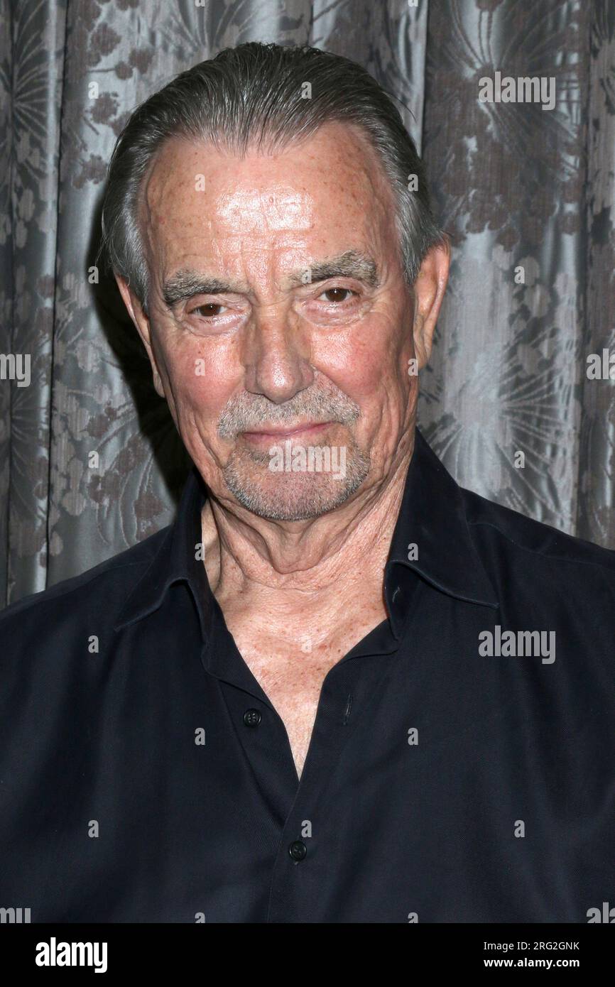 LOS ANGELES - 5 agosto: Eric Braeden al The Young and the Restless fan Luncheon al Burbank Marriott il 5 agosto 2023 a Burbank, CALIFORNIA Foto Stock