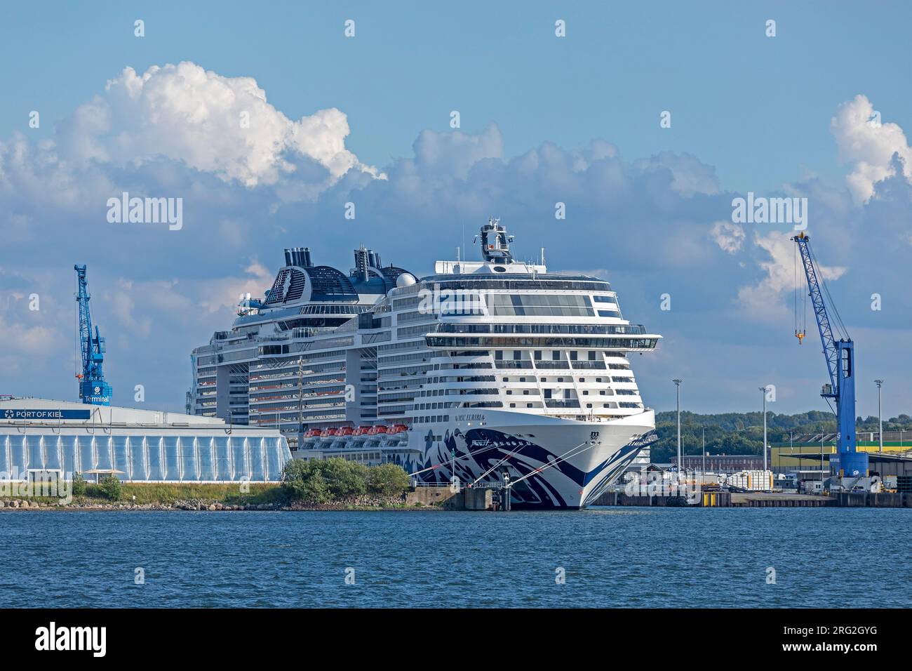 Nave da crociera MSC Euribia, porto, Kiel, Schleswig-Holstein, Germania Foto Stock