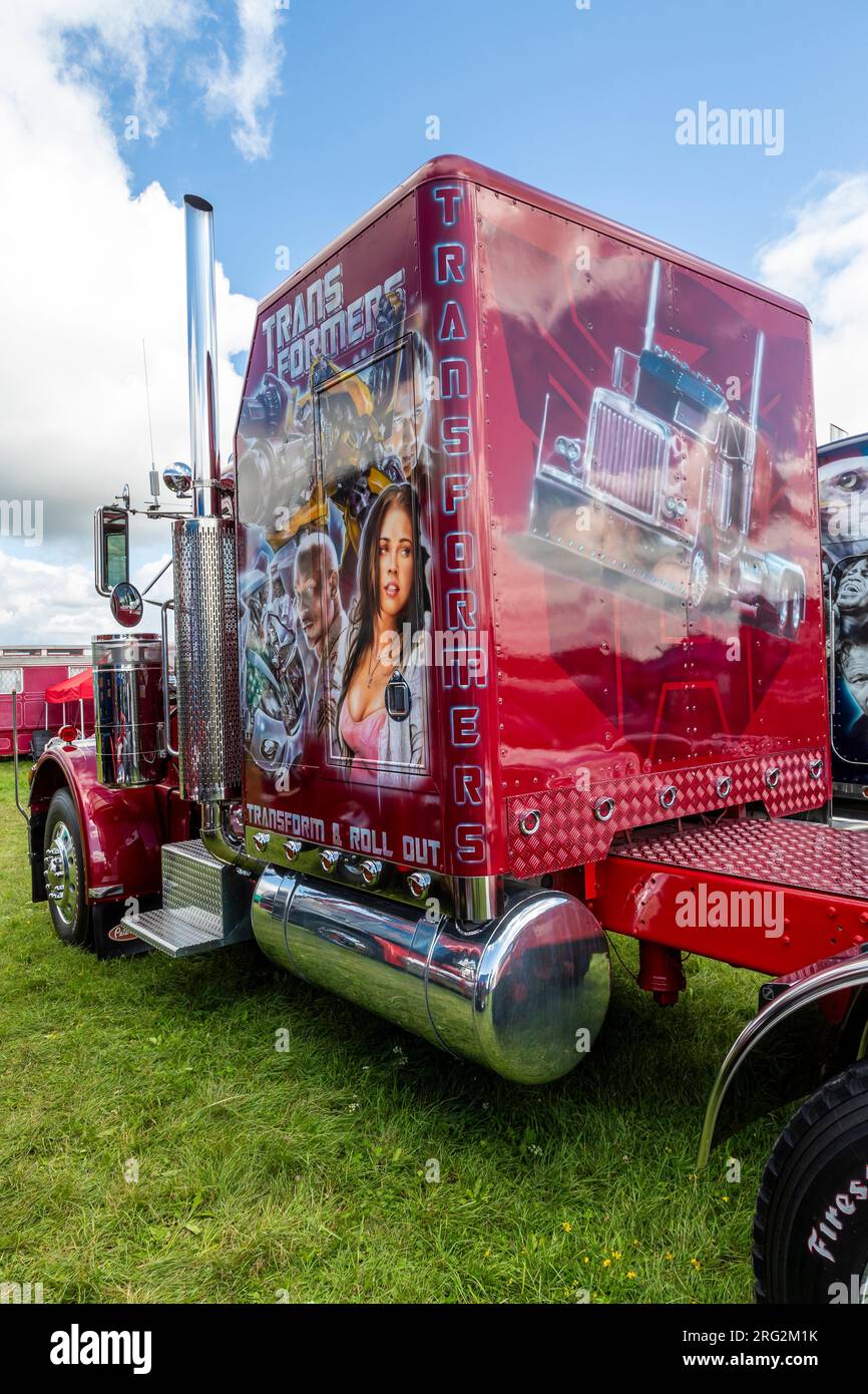 Truck Art. 47th Annual Gloucestershire Vintage and Country Extravaganza, South Cerney Airfiled, Cirencester. REGNO UNITO Foto Stock