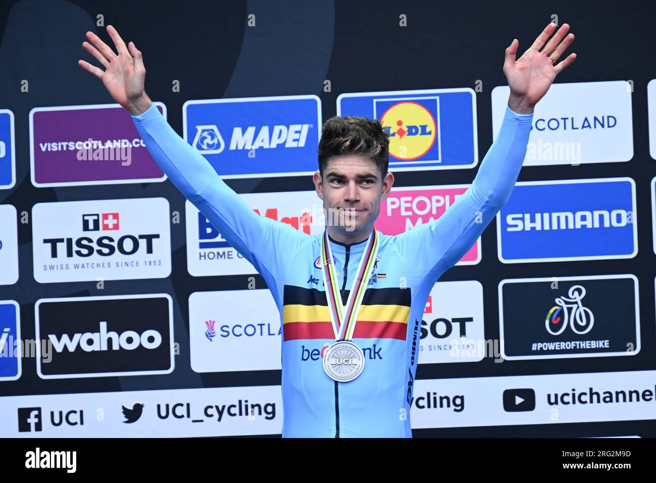 Wout van aert, belga, conquista l'argento e il secondo posto nel campionato mondiale maschile di corsa su strada a Glasgow 2023 Foto Stock