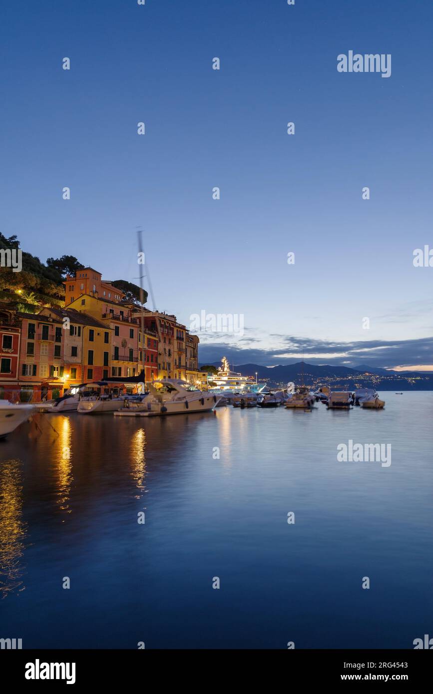 Scena notturna di Portofino, Riviera Italiana Foto Stock