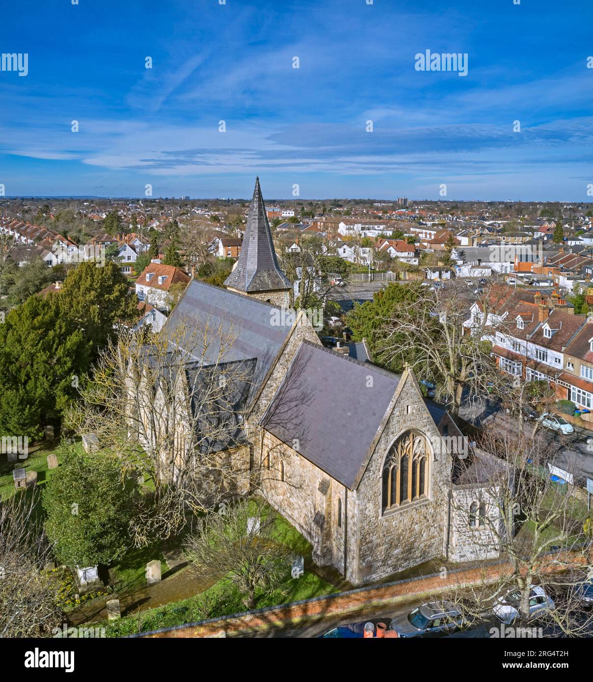 Chiesa di Santa Maria e cimitero. East Molesey, Surrey, Regno Unito. Foto Stock