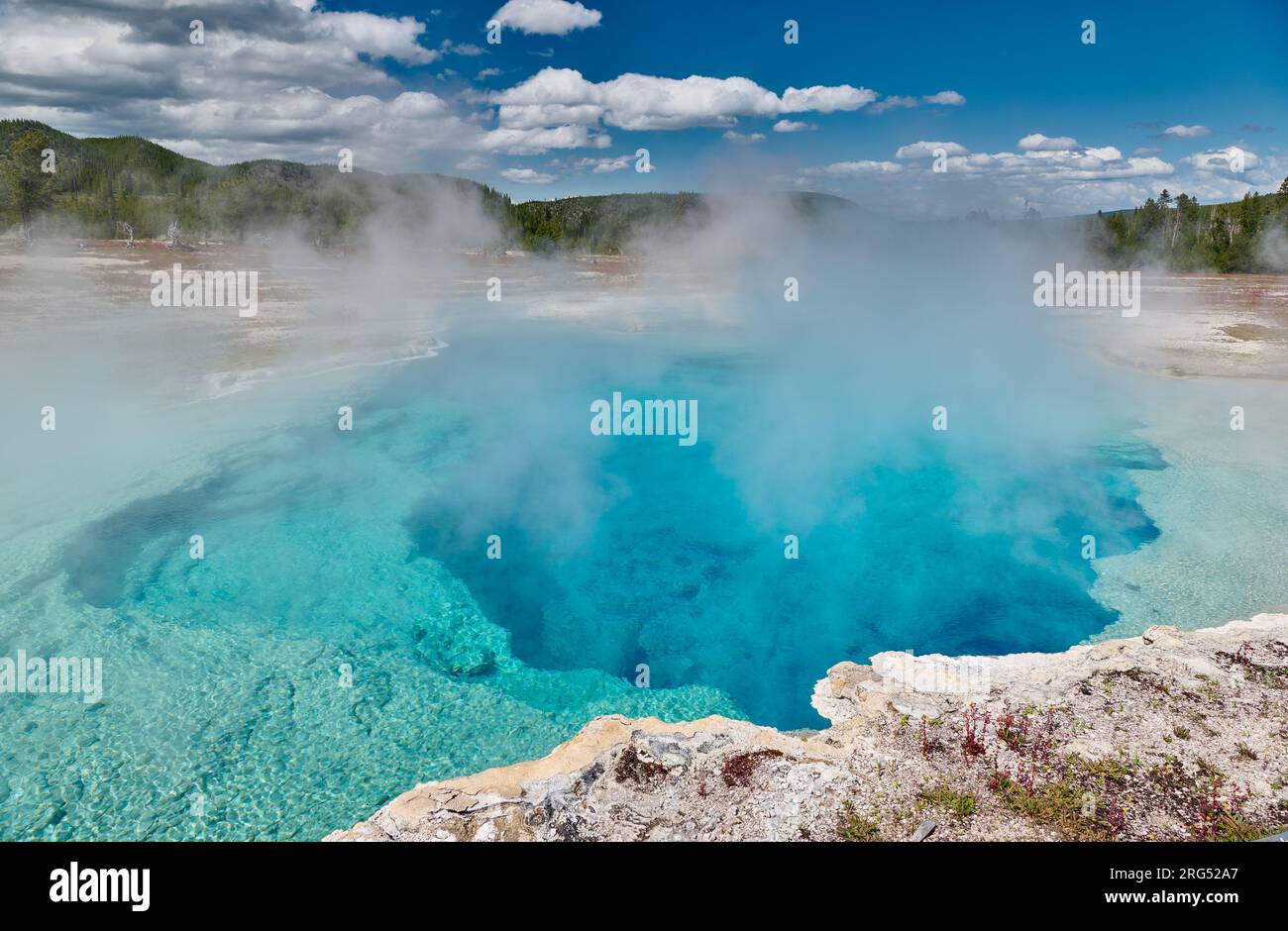 Sapphire Pool, Biscuit Basin, Yellowstone National Park, Wyoming, Stati Uniti d'America Foto Stock