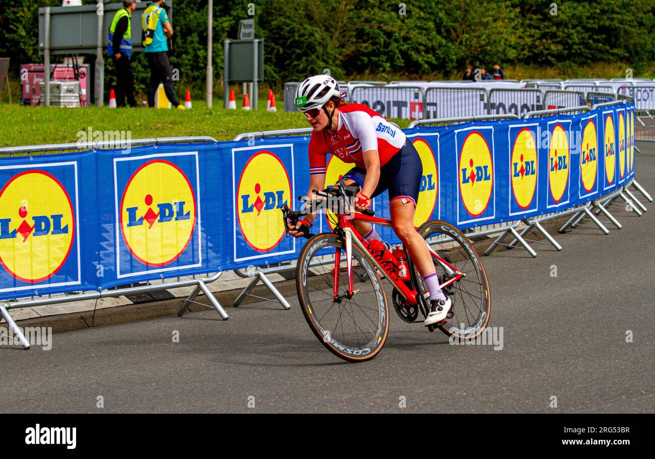 Dundee, Tayside, Scozia, Regno Unito. 7 agosto 2023. Campionati del mondo di ciclismo UCI: I Campionati del mondo di ciclismo UCI si terranno nella città della scoperta, con un percorso di 22,8 km e 89 m di arrampicata. La Gran Fondo Road Race ha inizio sulla West Grange Road a est di Dundee. I ciclisti pedaleranno quindi in direzione nord-est su Arbroath Road, che fa parte della A92, verso Arbroath prima di svoltare a nord-est a Salmon's Muir, due miglia a nord di Carnoustie, e tornare lungo la A92 fino al traguardo di Dundee. Crediti: Dundee Photographics/Alamy Live News Foto Stock