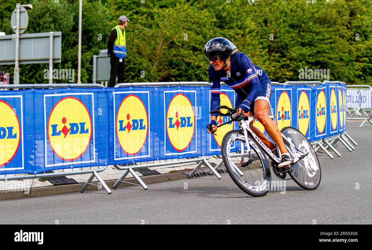 Dundee, Tayside, Scozia, Regno Unito. 7 agosto 2023. Campionati del mondo di ciclismo UCI: I Campionati del mondo di ciclismo UCI si terranno nella città della scoperta, con un percorso di 22,8 km e 89 m di arrampicata. La Gran Fondo Road Race ha inizio sulla West Grange Road a est di Dundee. I ciclisti pedaleranno quindi in direzione nord-est su Arbroath Road, che fa parte della A92, verso Arbroath prima di svoltare a nord-est a Salmon's Muir, due miglia a nord di Carnoustie, e tornare lungo la A92 fino al traguardo di Dundee. Crediti: Dundee Photographics/Alamy Live News Foto Stock