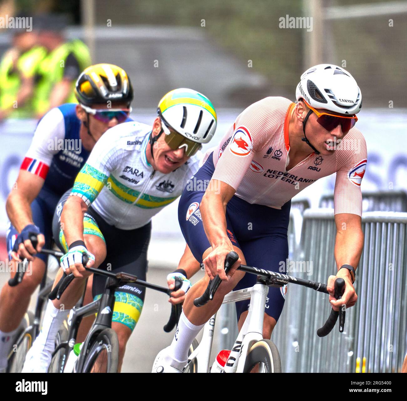 Mathieu van der Poel dei Paesi Bassi ha vinto un titolo attrattivo e drammatico per gli uomini UCI World Road Race a Glasgow nell'agosto 2023 Foto Stock