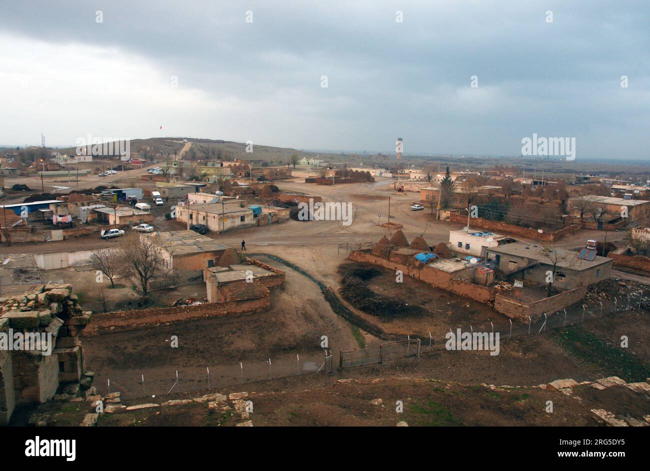 Il quartiere di Harran, situato nella città di Sanliurfa in Turchia, è una città turistica con le sue vecchie case e le antiche rovine. Foto Stock