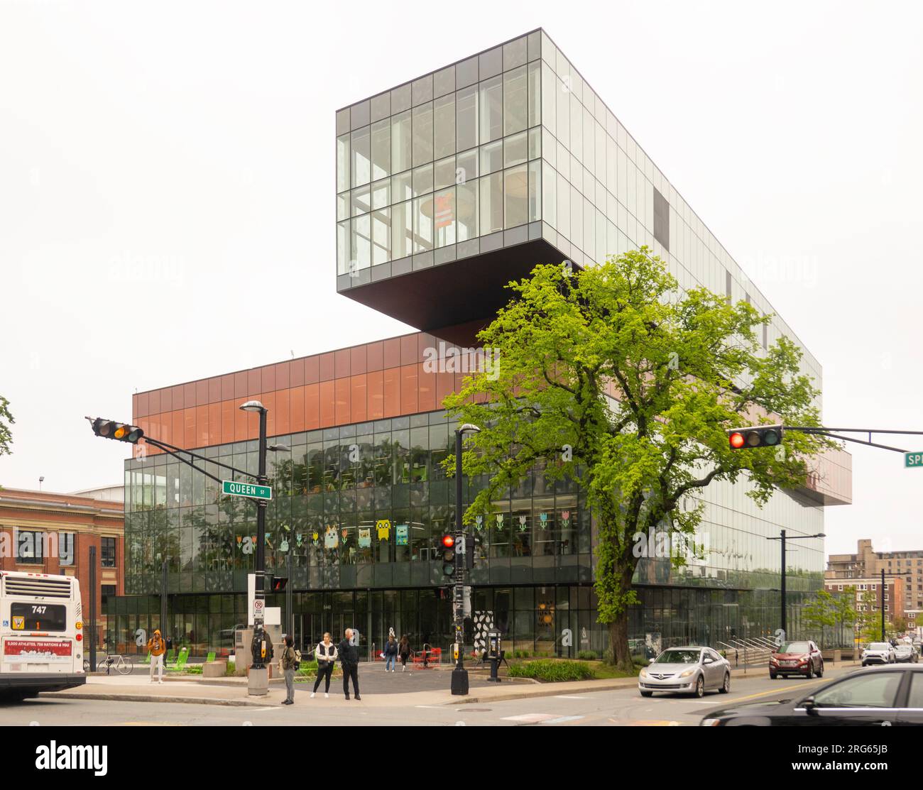 Edificio della biblioteca centrale di Halifax nel centro di Halifax, nuova Scozia Foto Stock