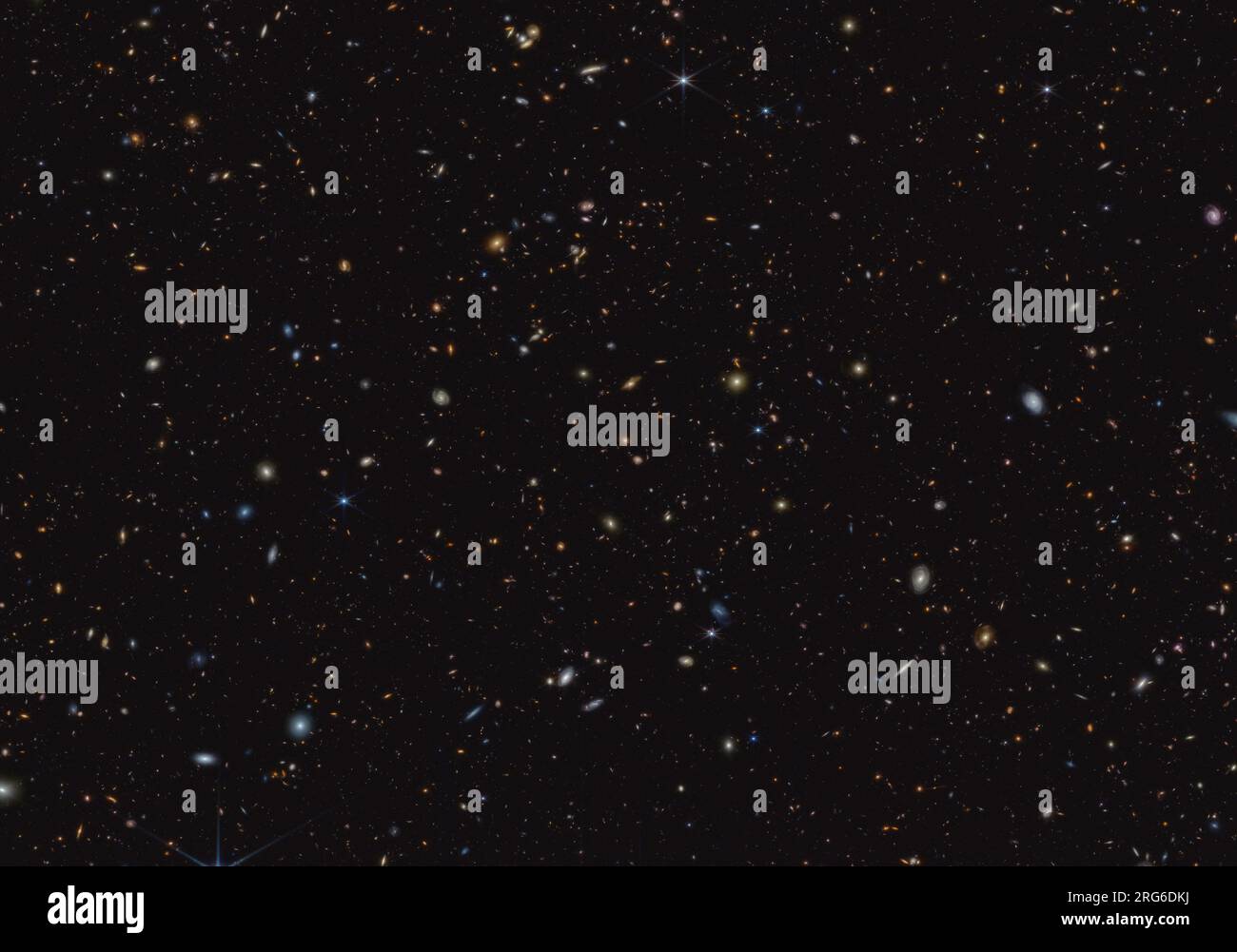 Una porzione di un'area del cielo conosciuta come GOODS-South, con più di 45.000 galassie visibili. Foto Stock