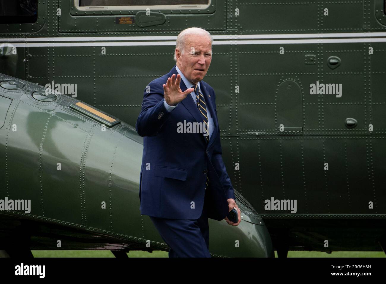 Il presidente degli Stati Uniti Joe Biden arriva da Wilmington, Delaware su Marine One sul South Lawn della Casa Bianca a Washington, DC, lunedì 7 agosto 2023. Credito: Rod Lamkey/CNP /MediaPunch Foto Stock