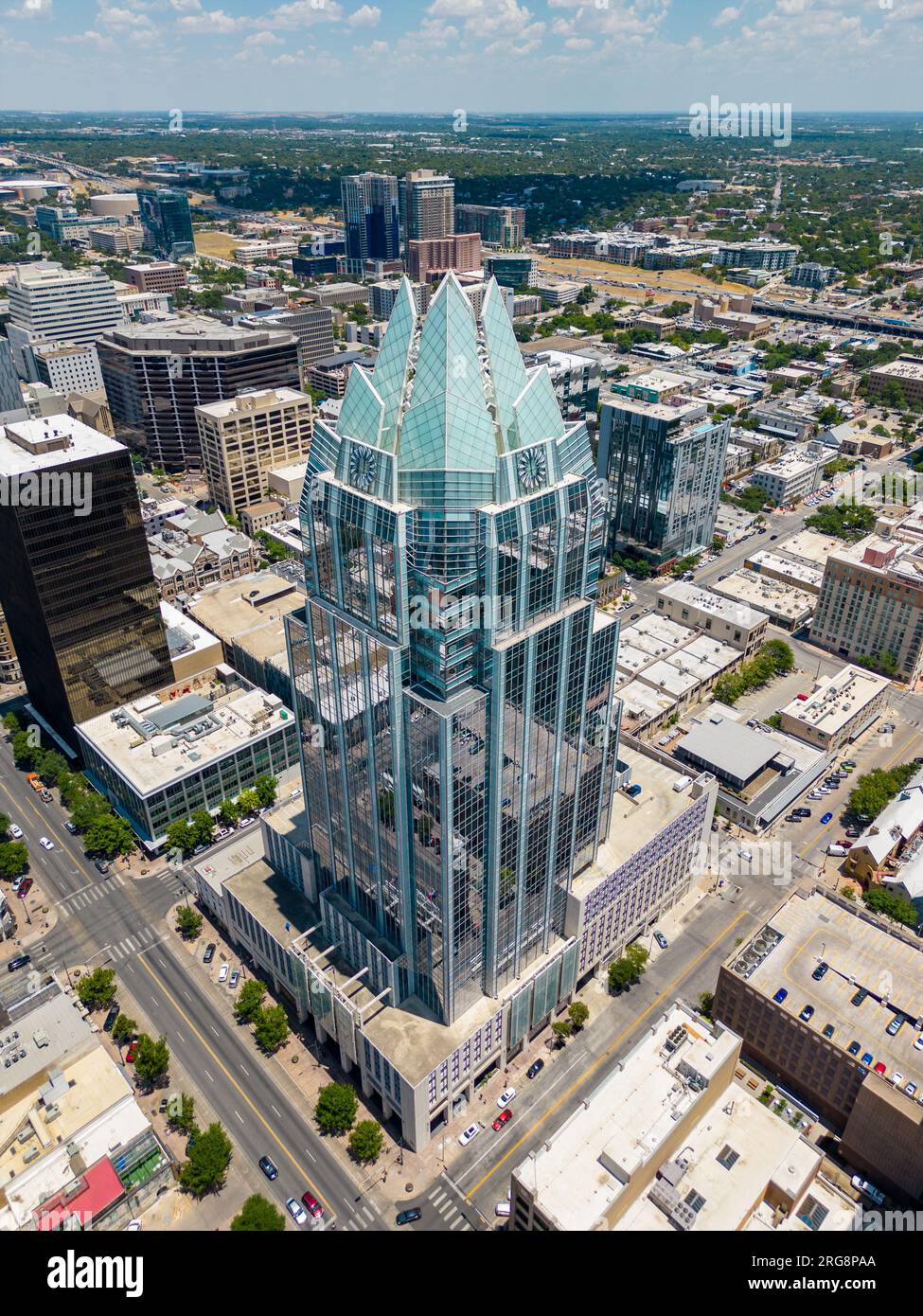 Austin, Texas, USA - 24 luglio 2023: Foto aerea Frost Bank Tower Downtown Austin Texas Foto Stock