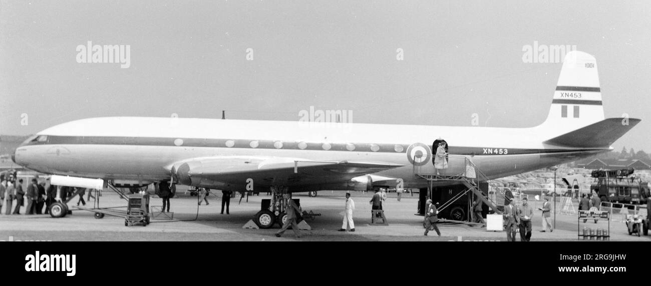 De Havilland Comet 2E XN453 dello stabilimento Royal Aircraft di RAE Bedford, utilizzato per test radio e navaid Foto Stock