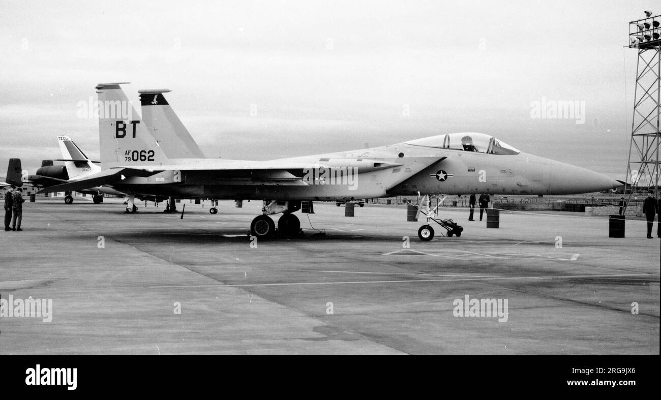 United States Air Force McDonnell Douglas F-15C 79-062 (msn 0608/C131) del 36th Tactical Fighter Wing, dalla base aerea di Bitburg presso LA RNAS Cullrose. 79-062 fu venduto all'Arabia Saudita per la Royal Saudi Air Force (RSAF) nel 4220, più tardi nel 619, poi nel 219. Foto Stock