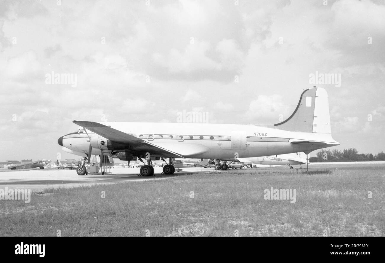 DOUGLAS C-54G-10-DO N708Z Foto Stock