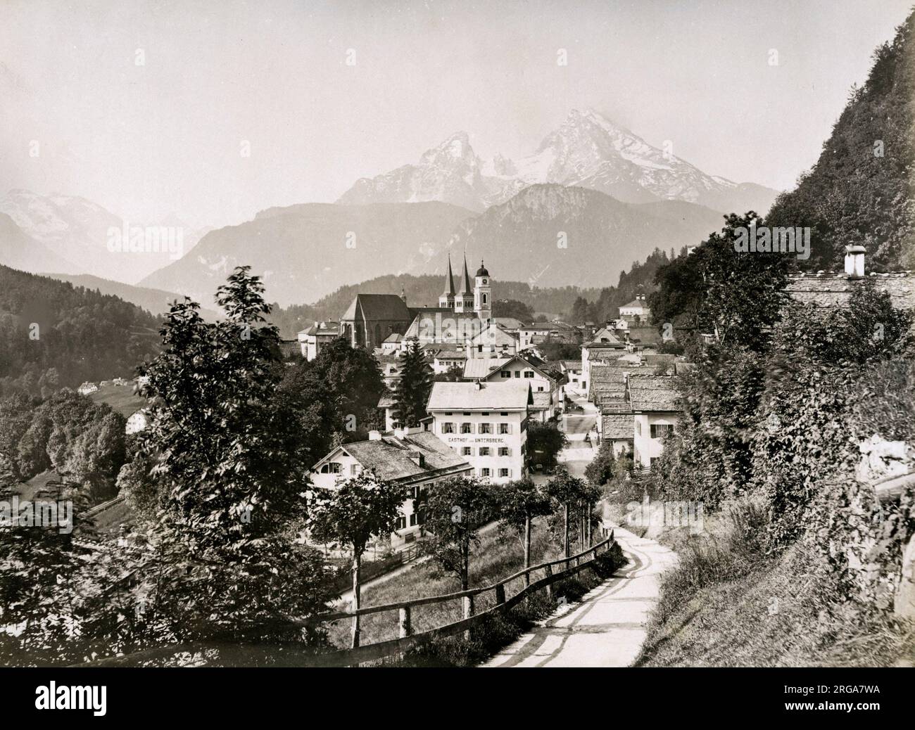 Fotografia d'epoca del 19th° secolo: Berchtesgaden - una città tedesca situata nelle Alpi bavaresi al confine austriaco. Posizione del Nido delle aquile di Adolf Hitler Foto Stock