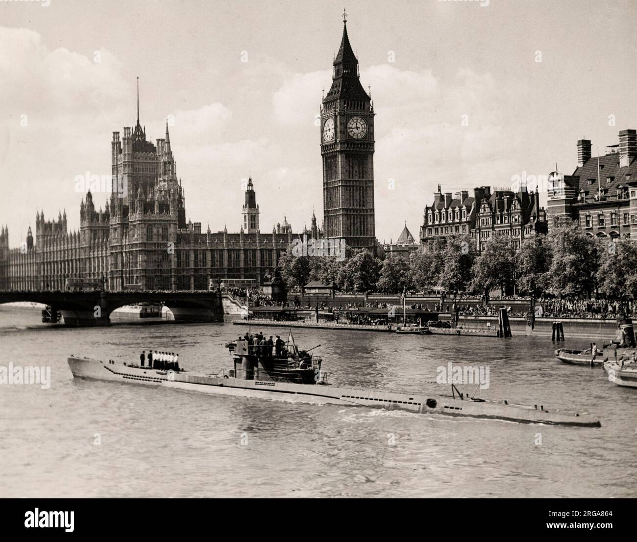 La U776 ha ceduto la U tedesca in mostra al molo di Westminster, Londra, fine della seconda guerra mondiale Foto Stock