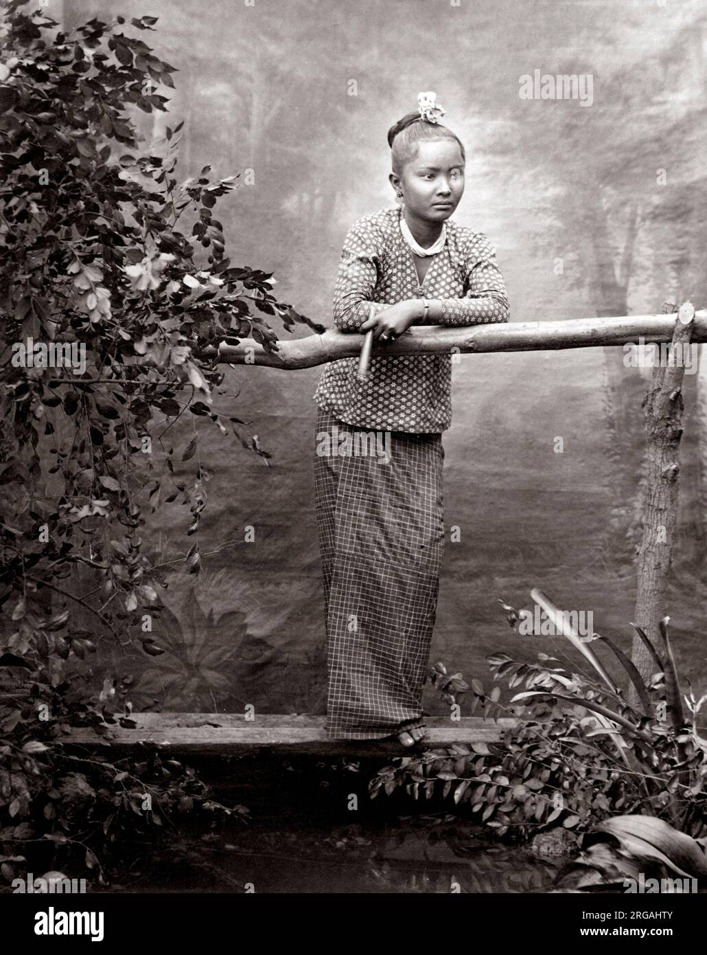 C. 1880 India Birmania - ragazza di Moulmein Mawlamyine Myanmar Foto Stock