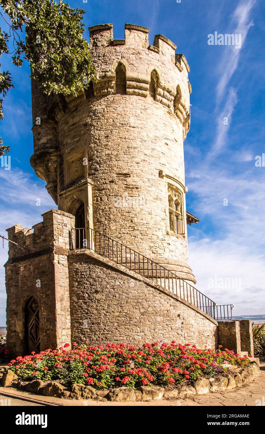 Appley Tower, Ryde, Isola di Wight. Una follia accanto a una spiaggia sabbiosa Foto Stock
