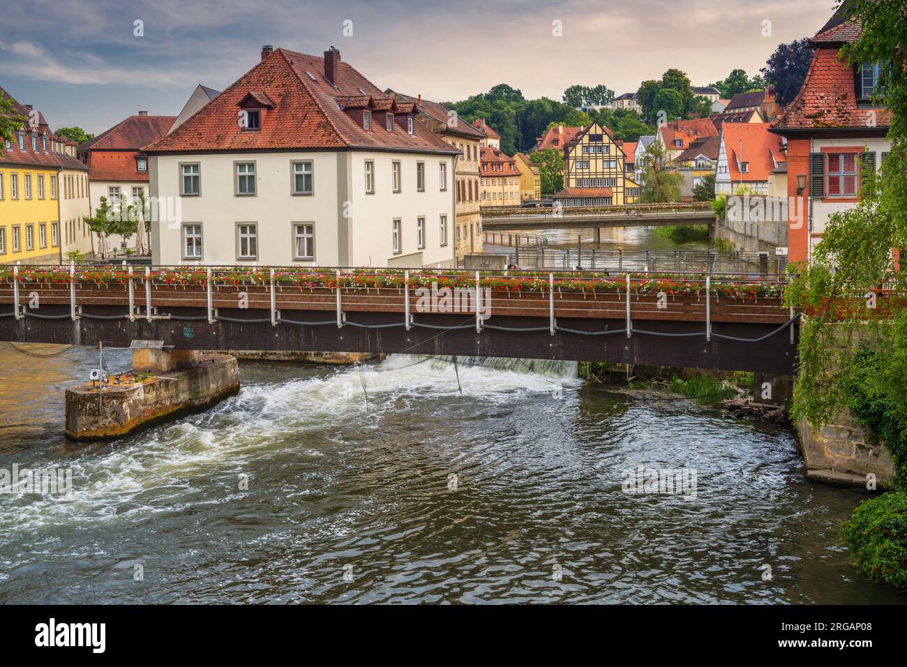 Centro storico di Bamberga (Franconia, Germania) sul fiume Regnitz Foto Stock