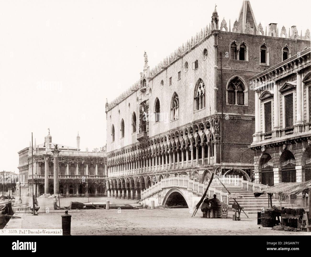 Fotografia d'epoca del XIX secolo: Italia - Palazzo Ducale, Palazzo Ducale, Venezia. Foto Stock