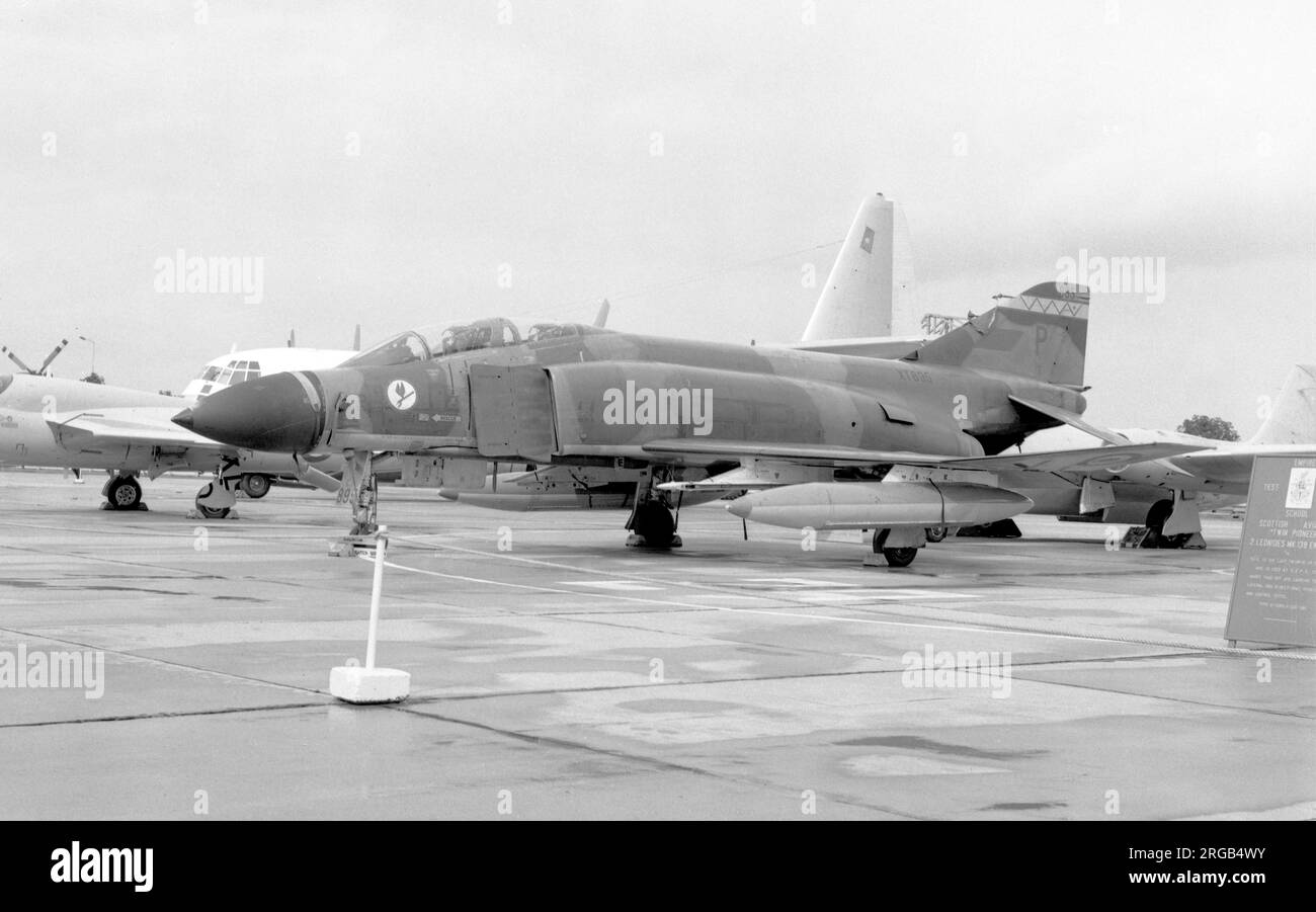 Royal Air Force - McDonnell Douglas Phantom FGR.2 XT895 'P' (msn 2417), di No, 6 Squadron. Foto Stock