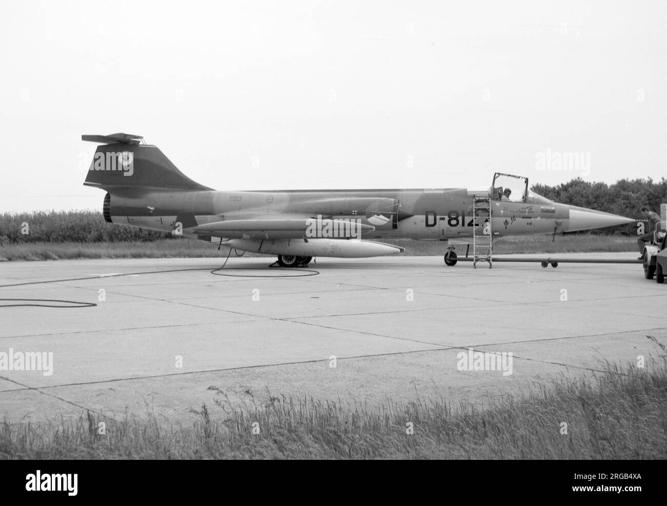 Koninklijke Luchtmacht - Lockheed F-104G Starfighter D-8127, di 306 Squadron, sulla piattaforma oscillante a bussola, con un'oscillazione a bussola. Foto Stock
