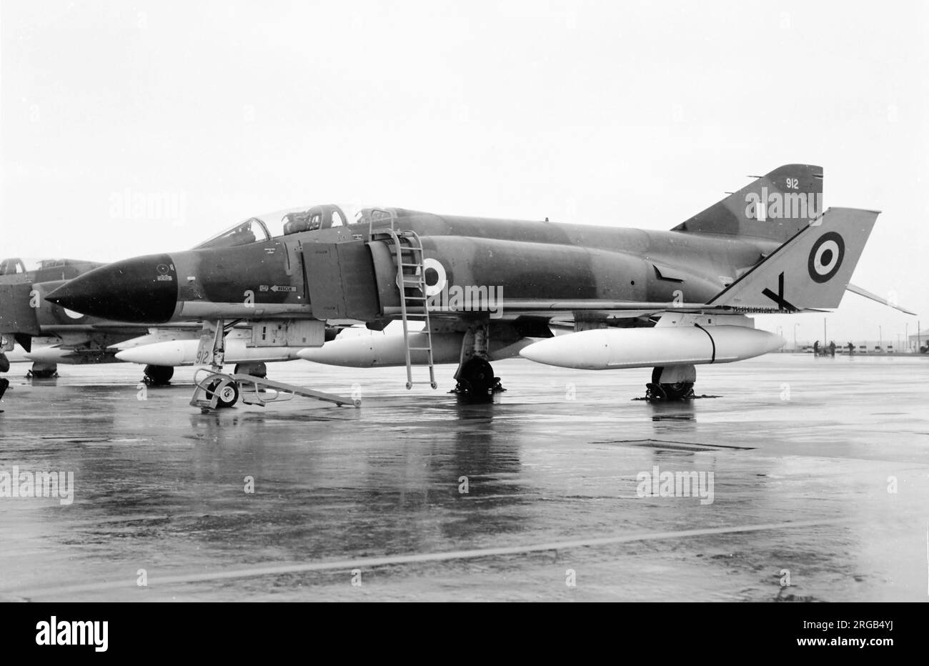 Royal Air Force - McDonnell Douglas Phantom FGR.2 XT912, di 228 unità di conversione operativa. Foto Stock