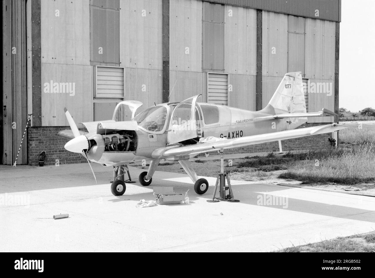 Beagle B.121 Pup Series 2 G-AXHO (msn 077), per E.A.E. Coventry, in via di completamento all'Aeroporto di Shoreham. Foto Stock