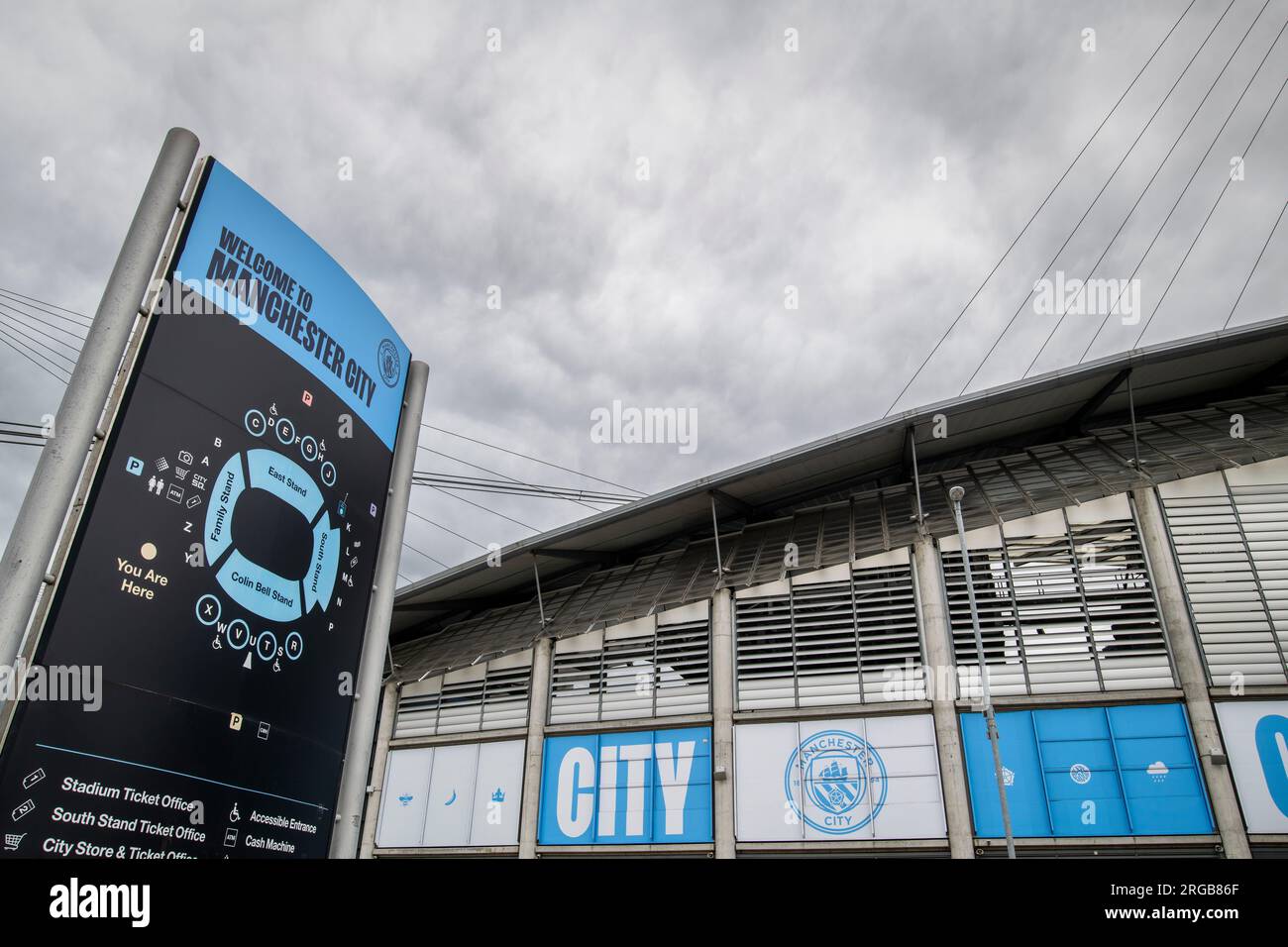 Esterno dello stadio Etihad di Manchester City in Inghilterra, Regno Unito Foto Stock
