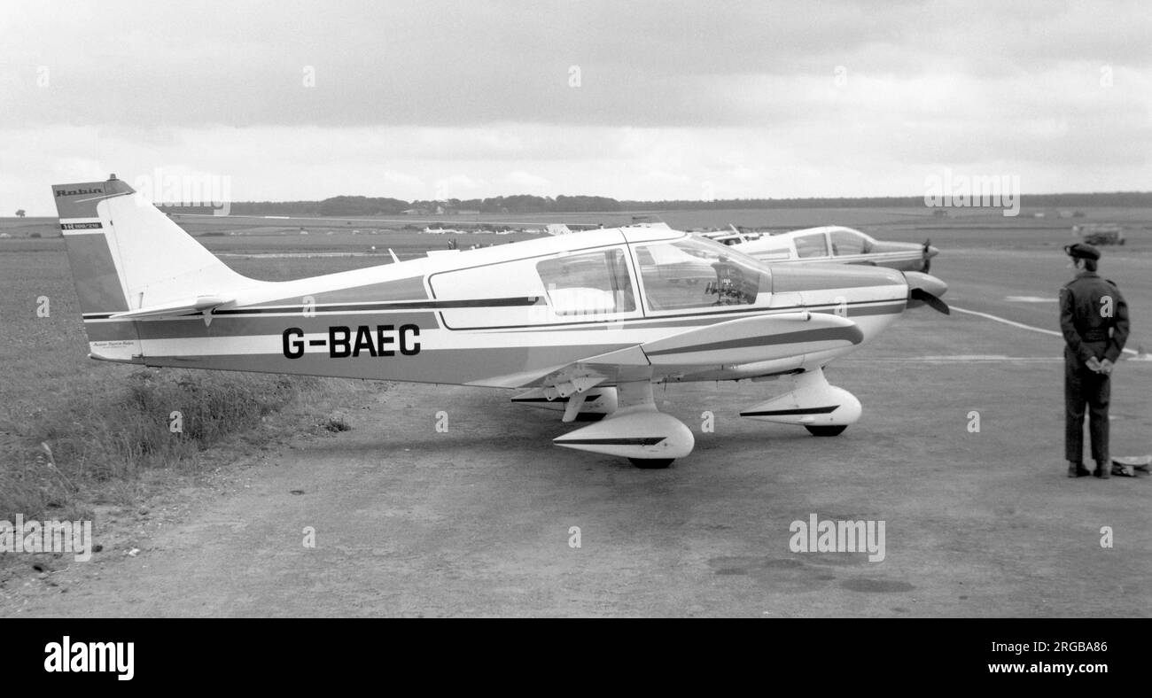Robin HR.100/210 G-BAEC (msn 145), a Kirmington nel giugno 1974. Foto Stock