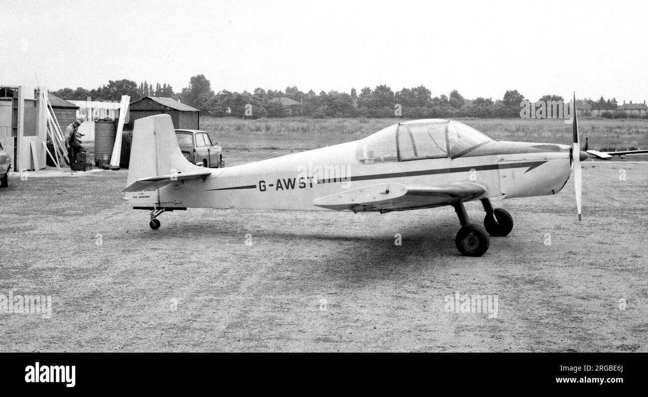 Rollason D.62 Condor G-AWST (msn RAE-637), a Doncaster nel luglio 1972. Foto Stock