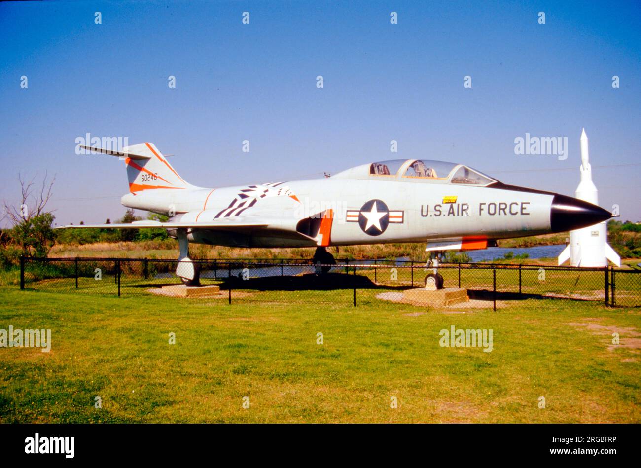 McDonnell F-101F-56-MC Voodoo 56-0246, in mostra presso l'Air Power Park and Museum (vicino alla base dell'aeronautica militare di Langley), Hampton, Virginia. Foto Stock