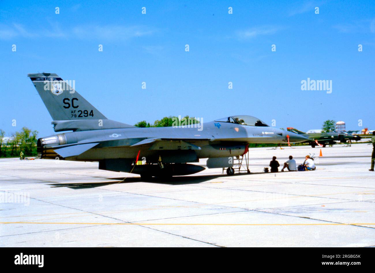 United States Air Force - General Dynamics F-16A Block 10 Fighting Falcon 79-0325 (msn 61-79, codice base 'SC'), della South Carolina Air National Guard. Foto Stock