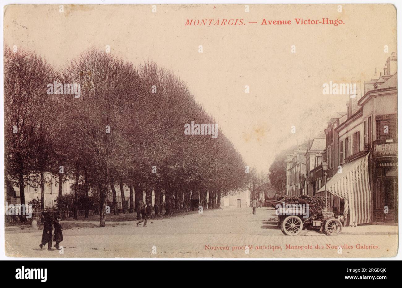 Avenue Victor Hugo, Montargis, Loiret, Francia Foto Stock