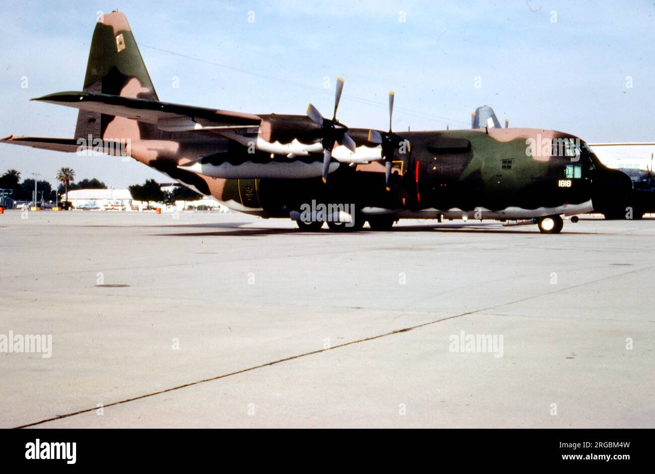 United States Air Force (USAF) - Lockheed EC-130e Hercules 62-1818 (msn 382-3780)ELNT raccoglitore, utilizzato per snooping vicino alle frontiere ostili del paese e campi di battaglia. (Una delle conversioni originali C-130e-II). Foto Stock