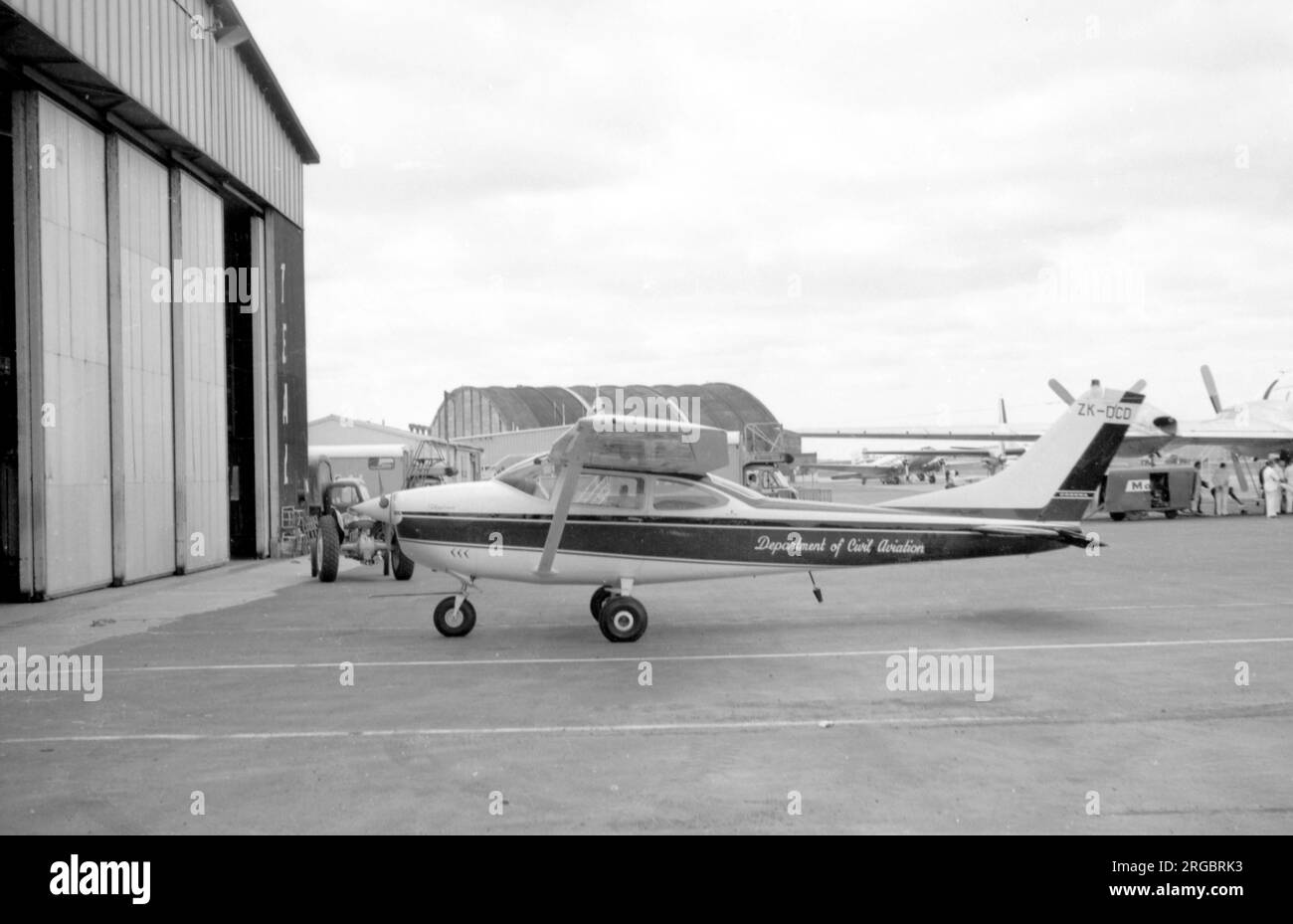 Cessna 182H ZK-DCD (msn 18256423), del Dipartimento di Aviazione civile Foto Stock
