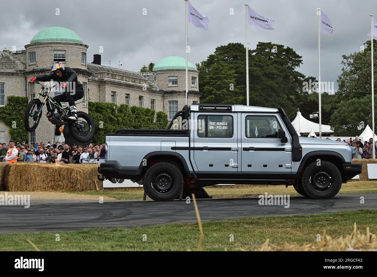 INEOS Grenadier Quartermaster, Dougie Lampkin, First Glance, un'opportunità per vedere nuovi modelli e concept car sia dal nuovo che consolidato manuf Foto Stock