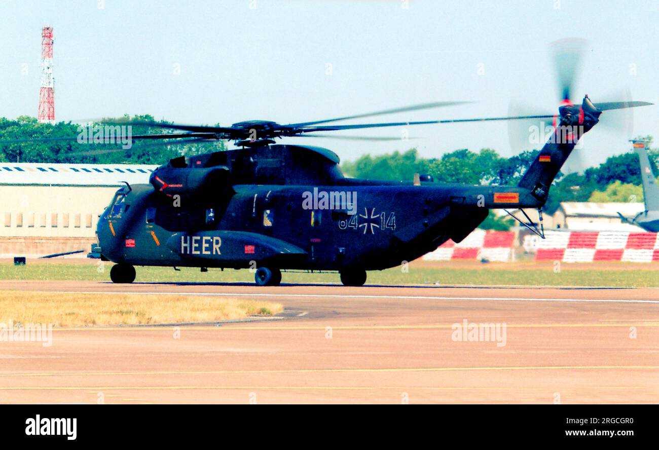 Heeresflieger - VFW-Sikorsky CH-53G 84+14 (msn V65-012, modello S-65C-1), di Heeresfliegerregiment 15, al Royal International Air Tattoo - RAF Fairford 29 luglio 2010. (Heeresflieger - Aviazione militare tedesca). Foto Stock