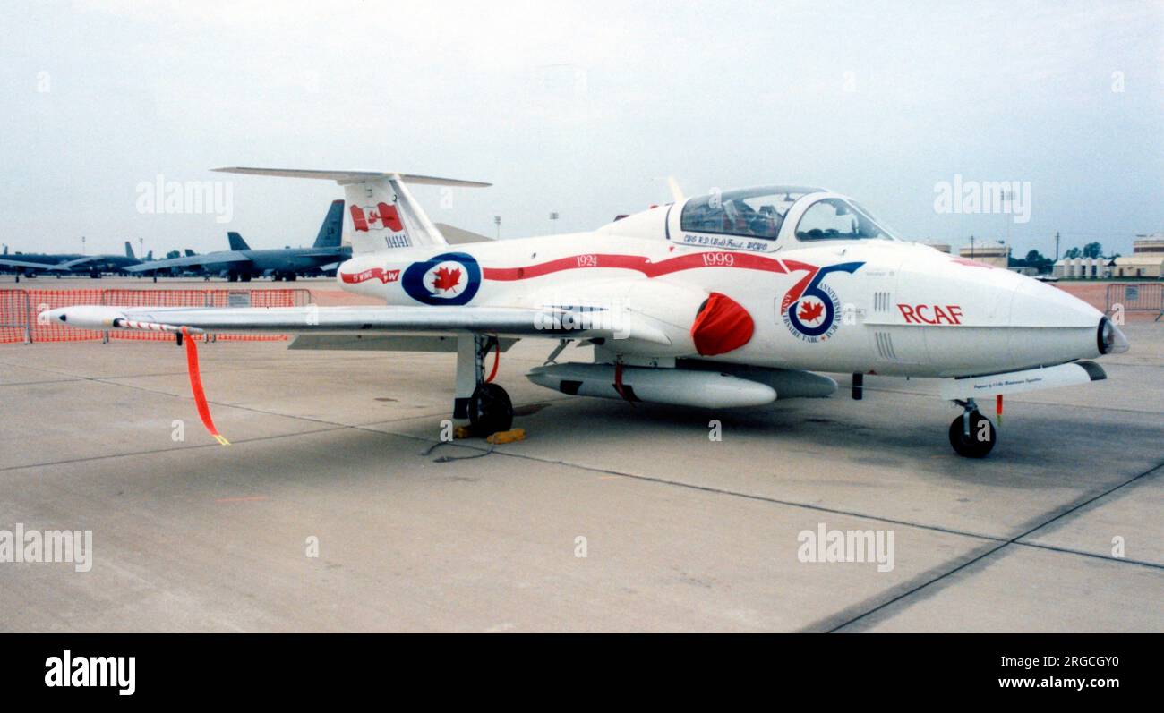 Forze armate canadesi - Canadair CT-114 Tutor 114141 (msn 1141) . Foto Stock