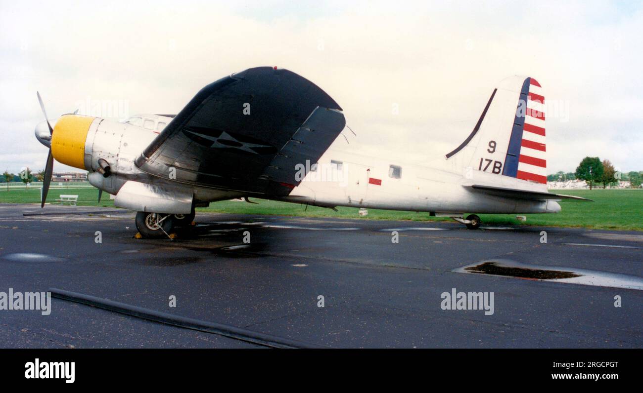 Douglas B-23 Dragon N800N / 39-0037 / 9-17B (MSN 2723), in mostra presso il Museo Nazionale delle forze aeree degli Stati Uniti, Wright Patterson AFB, Ohio. Foto Stock