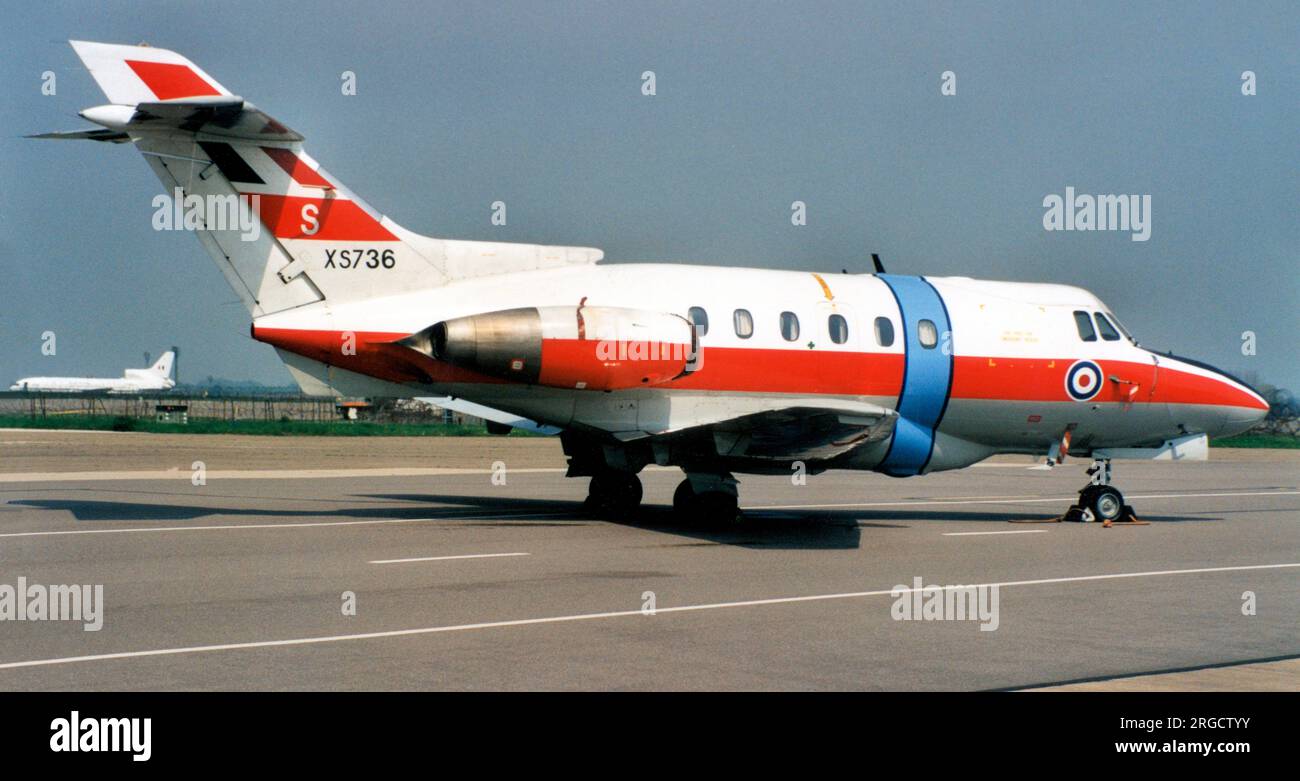 Royal Air Force - Hawker Siddeley Dominie T.1 XS736 / M (msn 25072), della Central Flying School, al RAF Brize Norton il 6 maggio 2002. Foto Stock