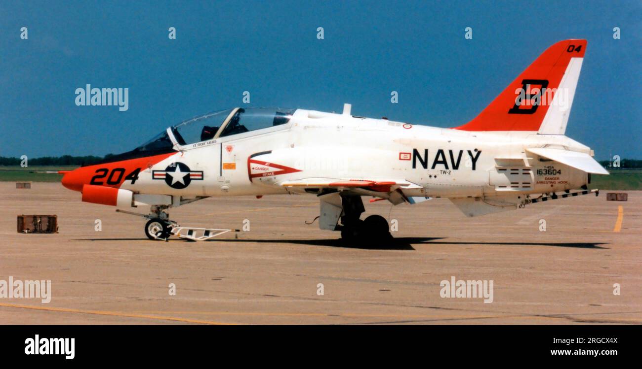 United States Navy - McDonnell Douglas T-45A Goshawk 163604 (MSN A006, call-sign '204'), di TW-2 al NAS Kingsville, Texas. Foto Stock