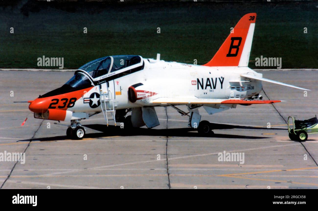 United States Navy - McDonnell Douglas T-45A Goshawk 163638 (MSN A040, call-sign '238'), di TW-2 al NAS Kingsville, Texas. Foto Stock