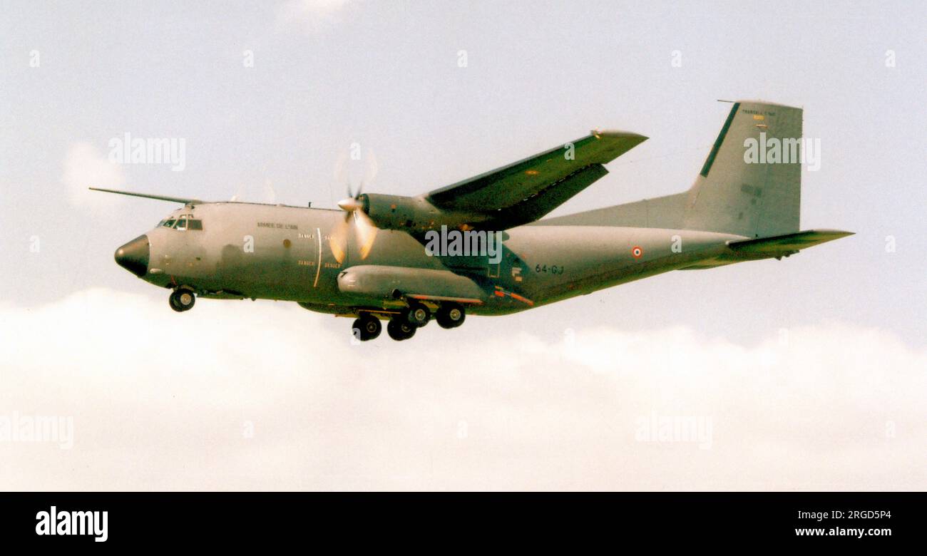 Armee de l'Air - Transall C-160R 64-GJ - R210 (msn 213), dell'ET.64, al Royal International Air Tattoo - RAF Fairford 27 luglio 1995. (Transall - Transport Allianz - Armee de l'Air - French Air Force). Foto Stock