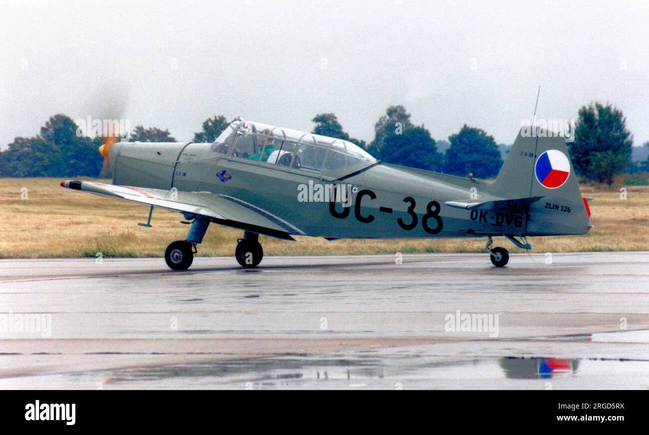 Zlin Z.126 OK-DVG - UC-38 (msn C5-38 Foto Stock