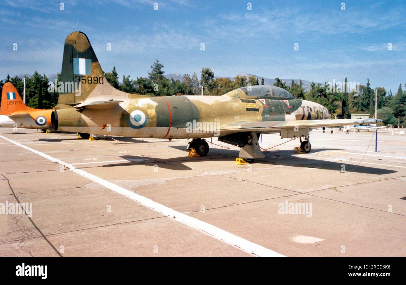 Lockheed T-33A-1-lo Shooting Star 35890 (msn 580-9366, ex 53-5980 buzz numero TR-890), presso l'Hellenic AF Museum, Dekelia AB, Atene Foto Stock