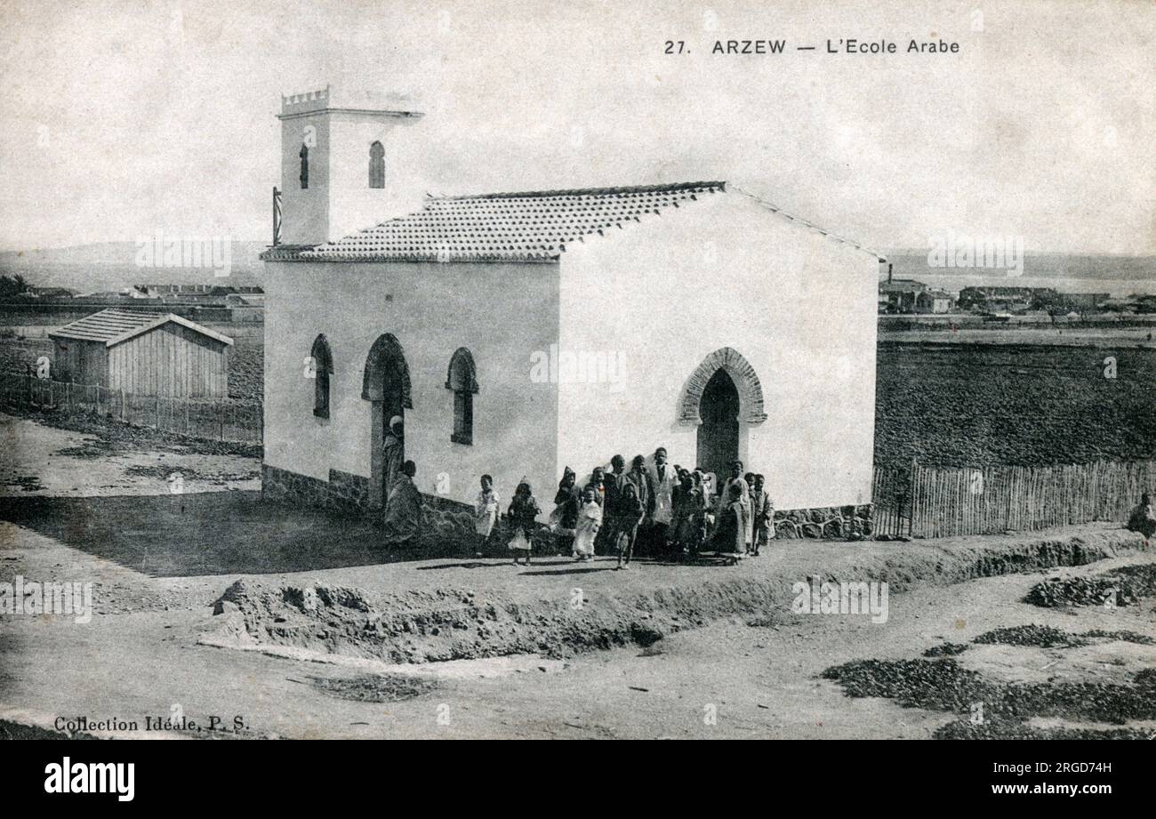 La Scuola Araba - Arzew, Algeria, Porto in Nord Africa. Foto Stock