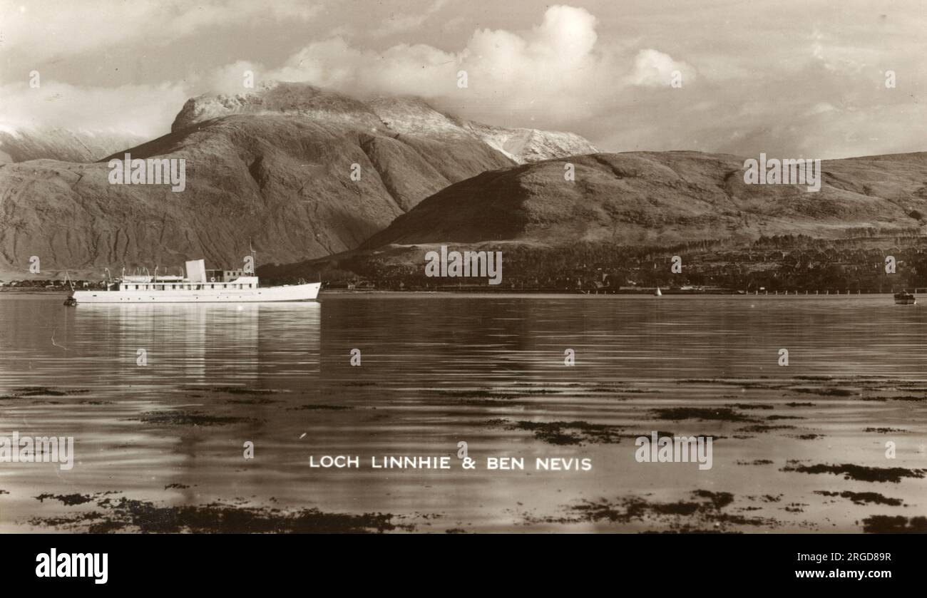 Loch Linnhie e Ben Nevis - vera cartolina fotografica Foto Stock