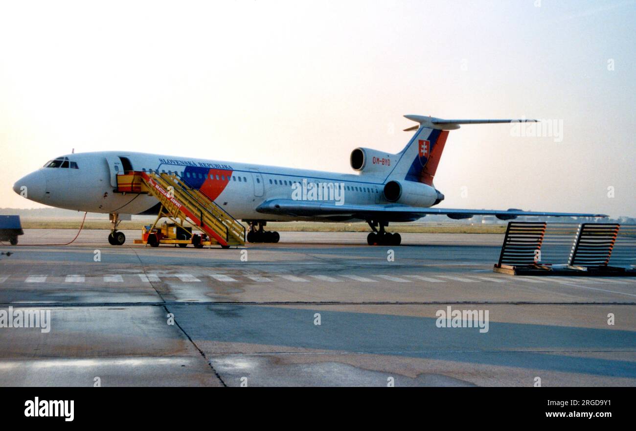 Slovenska Republika - Tupolev tu-154M OM-BYO (msn 89A-803) Foto Stock